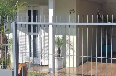 Casa com 3 quartos à venda na Cidade Nova, Caxias do Sul 