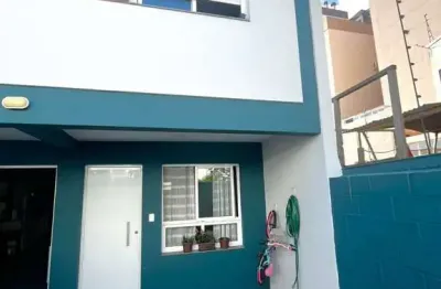 Sobrado à venda no bairro Villagio Iguatemi - Caxias do Sul/RS
