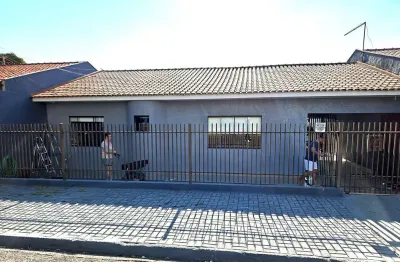 Casa à venda em maringá – próxima à av. tuiuti recém-reformada, com 3 quartos e ambientes amplos