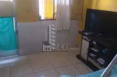 Casa com 2 quartos à venda na rua indígena, penha, rio de janeiro, 56 m2 por r$ 155.000