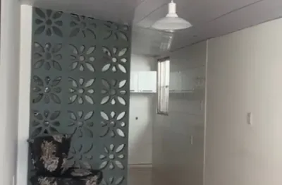 Aluguel quarto e sala, 55m2 piso porcelanato 1 vaga condomínio com portaria 24 h-  cabula