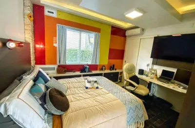 Apartamento com 1 quarto para alugar no centro, florianópolis  por r$ 4.400