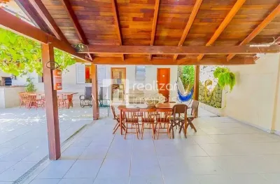 Casa com 5 quartos para alugar na trindade, florianópolis  por r$ 11.900