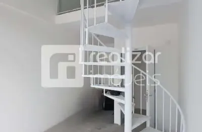 Ponto comercial para alugar no joão paulo, florianópolis  por r$ 3.450
