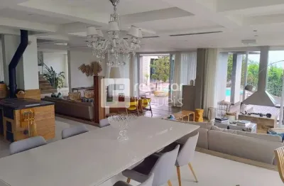 Casa em condomínio fechado com 4 quartos à venda no cacupé, florianópolis  por r$ 18.000.000