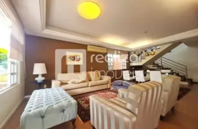 Casa em condomínio fechado com 3 quartos à venda no monte verde, florianópolis  por r$ 2.100.000