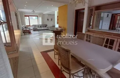 Casa com 4 quartos à venda em jurerê internacional, florianópolis  por r$ 4.950.000