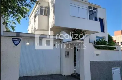 Casa com 4 quartos à venda no cacupé, florianópolis  por r$ 3.890.000
