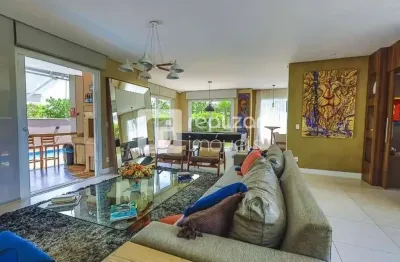 Casa com 5 quartos à venda em jurerê internacional, florianópolis  por r$ 5.500.000