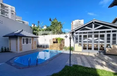 Casa com 4 quartos para alugar no barreiros, são josé  por r$ 7.000