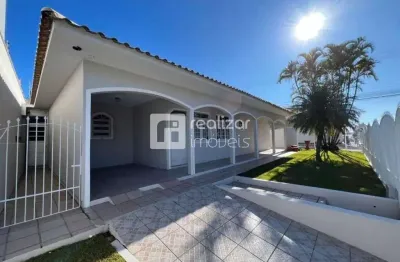 Casa com 3 quartos para alugar no barreiros, são josé  por r$ 6.000