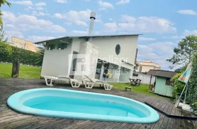 Casa com 3 quartos para alugar no campeche, florianópolis  por r$ 7.900