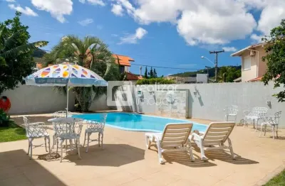 Casa com 5 quartos para alugar no itacorubi, florianópolis  por r$ 15.000