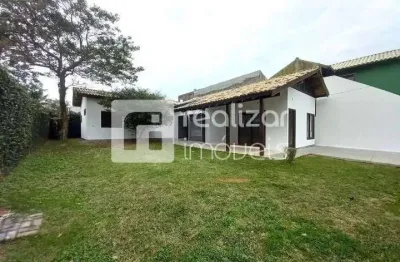Casa com 3 quartos para alugar no rio tavares, florianópolis  por r$ 8.000