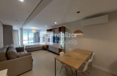 Apartamento com 1 quarto para alugar no centro, florianópolis  por r$ 3.900