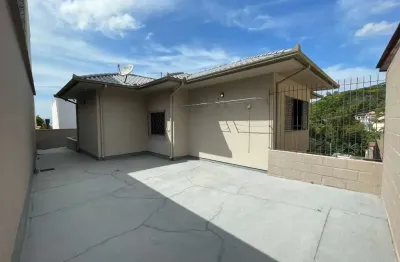 Casa com 3 quartos para alugar no centro, são josé  por r$ 7.500