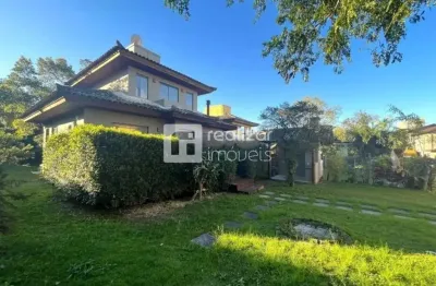 Casa com 2 quartos à venda no rio tavares, florianópolis  por r$ 1.872.000