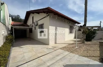 Casa com 3 quartos à venda no córrego grande, florianópolis  por r$ 1.690.000
