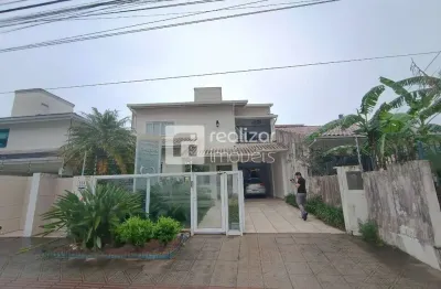 Casa comercial para alugar na trindade, florianópolis  por r$ 4.500