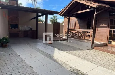 Casa com 3 quartos para alugar no morro das pedras, florianópolis  por r$ 5.300