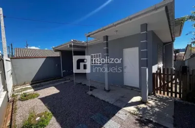 Casa com 3 quartos para alugar no Madri, Palhoça 