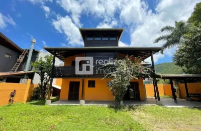 Casa com 3 quartos para alugar no campeche, florianópolis  por r$ 7.500