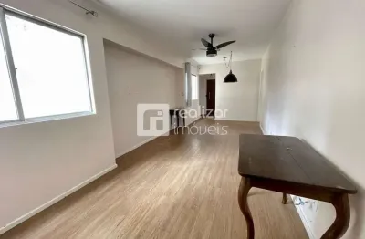 Apartamento com 3 quartos para alugar no centro, florianópolis  por r$ 4.000