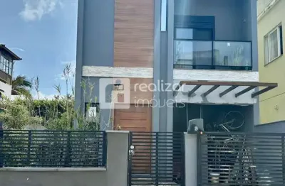 Casa com 3 quartos à venda no rio tavares, florianópolis  por r$ 1.000.000