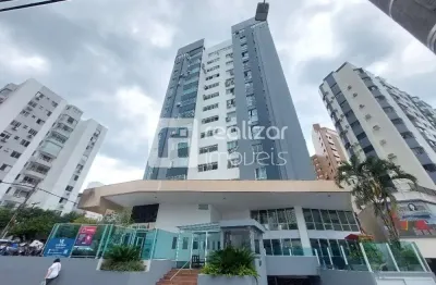 Apartamento com 3 quartos para alugar no centro, florianópolis  por r$ 4.500