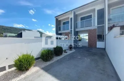 Casa com 2 quartos para alugar no forquilhas, são josé  por r$ 2.900