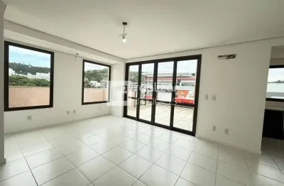 Cobertura com 4 quartos à venda em jurerê, florianópolis  por r$ 2.250.000