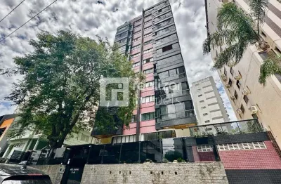Apartamento com 3 quartos para alugar no Centro, Florianópolis  por R$ 5.900