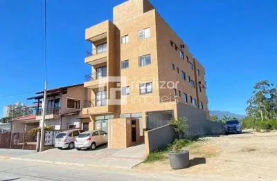 Apartamento com 2 quartos para alugar no Centro, Palhoça  por R$ 2.280