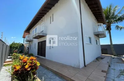 Casa com 3 quartos à venda no Balneário, Florianópolis  por R$ 3.710.000