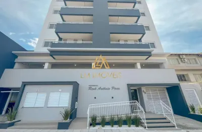 Apto 3 quartos no centro de imbituba a apenas 350 metros da praia, aceita carro!