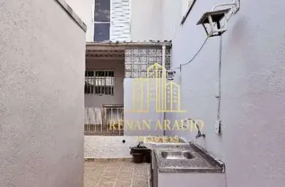 Casa com 2 quartos para alugar na Rua Domingos Sérgio dos Anjos, Jardim Santo Elias, São Paulo