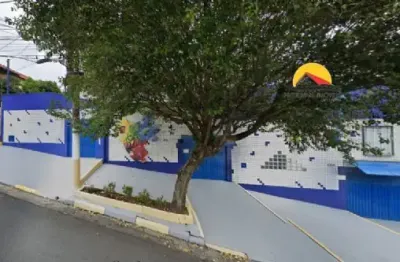 Alugo imóvel comercial – ideal para escola, clínica