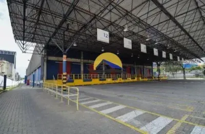 Anúncio para locação - centro logístico e multiuso estratégico