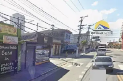 Localização (nota 10/10): avenida principal com tráfego intenso