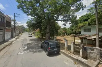 Não perca tempo! terrenos com esta metragem e topografia são raros na região.