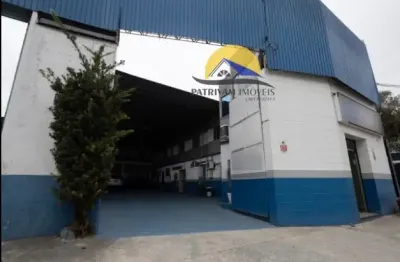 A PATRIVAM IMÓVEIS apresenta excelente oportunidade para seu negócio!