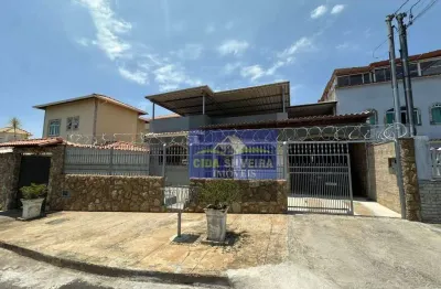 Casa com 3 dormitórios à venda por r$ 690.000 - santa maria - juiz de fora/mg