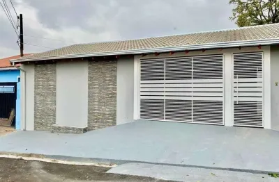 Casa com 3 quartos à venda no Jardim América, Marília 