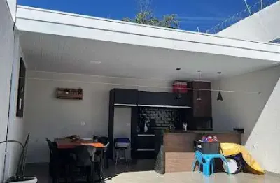 Casa com 3 quartos à venda no Jardim Universitário, Marília 