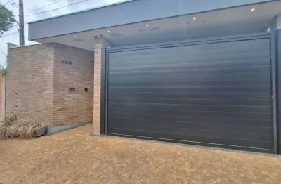 Casa em conjunto habitacional lindomar gomes de carvalho  -  marília