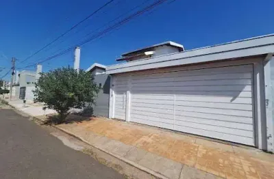 Casa com 3 quartos à venda no Parque das Esmeraldas, Marília 