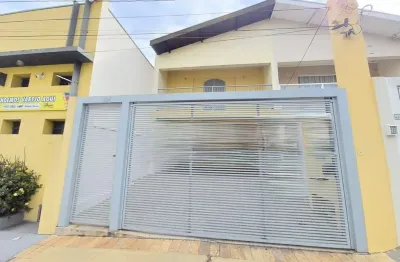 Casa com 3 quartos à venda no Jardim Parati, Marília 