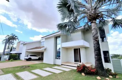 Casa com 4 quartos para alugar no Jardim Alvorada, Marília 