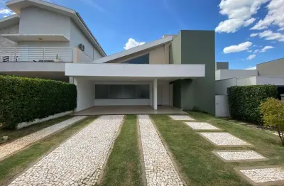 Casa com 4 quartos para alugar no Jardim Alvorada, Marília 