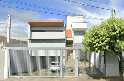 Casa com 3 quartos para alugar na Rua Pedro Pretti, 26, Jardim Maria Izabel, Marília